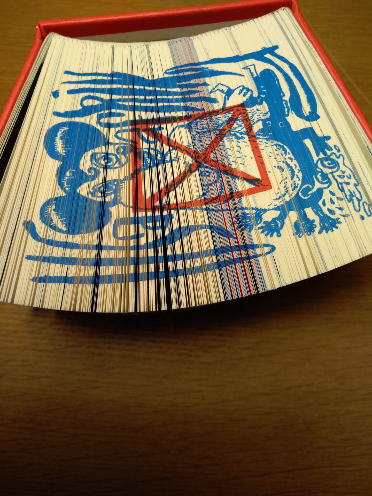 HECATOMBE - Fanzine CARRE