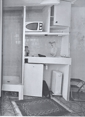 Non fumeur souhaite, pas sérieux, pas soigneux, s'absternir - Lalie Thébault Maviel, Maéva Prigent – Image 9