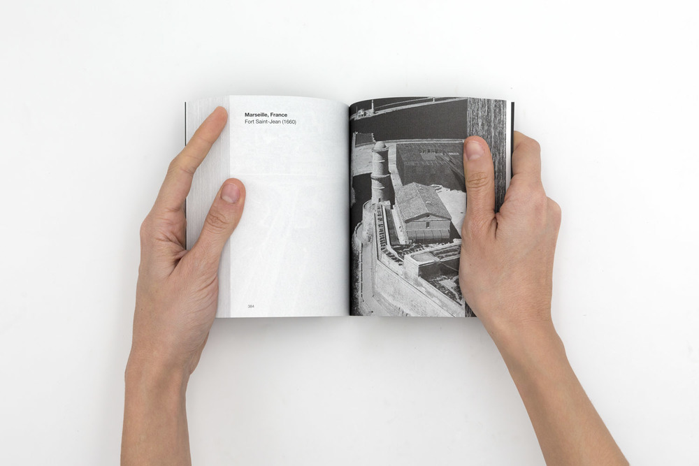 Planet Earth: 21st Century - Daniela Comani – Image 5