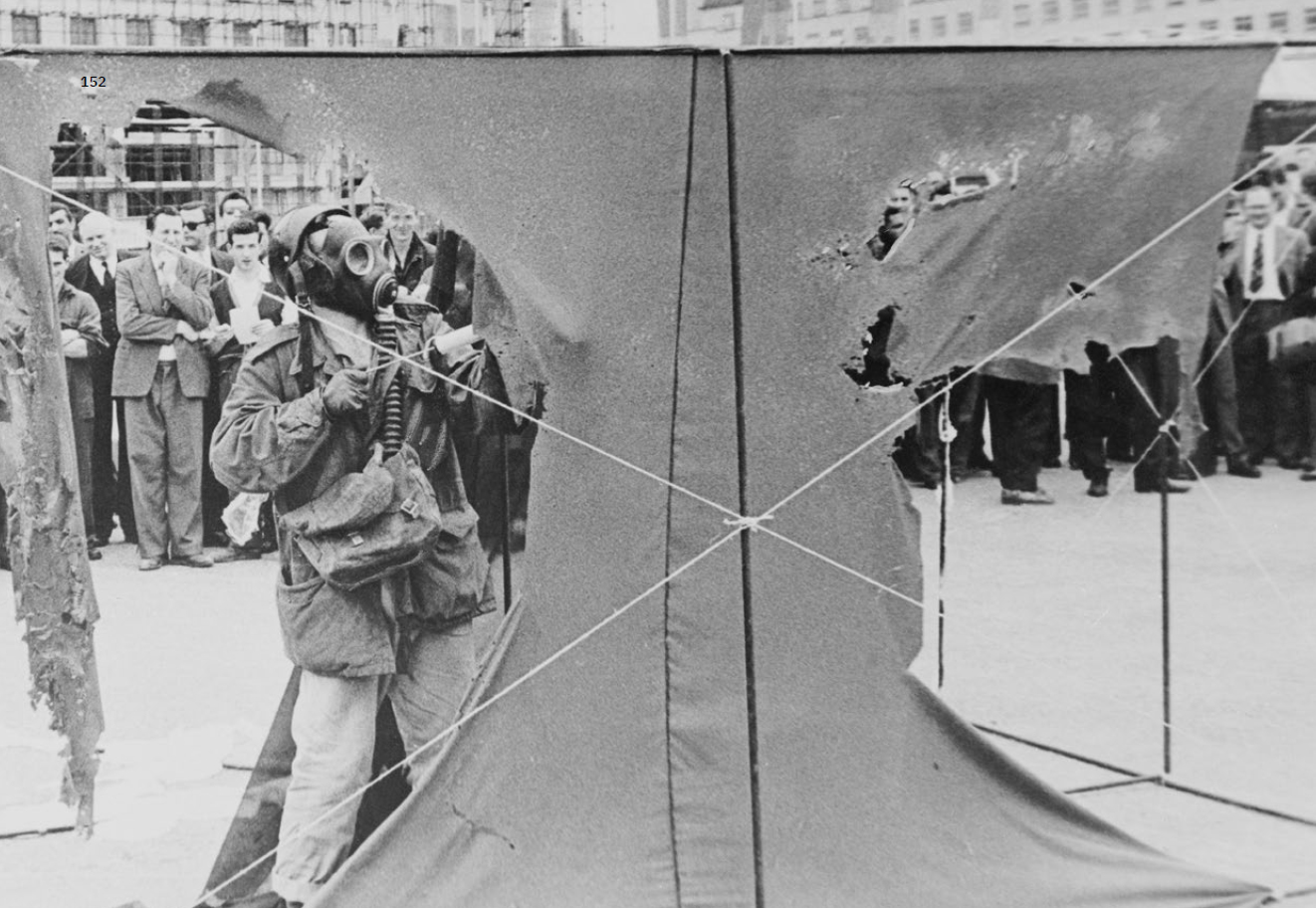 Mathieu Copeland En affinité(s) – Allan Kaprow / Arnaud Labelle-Rojoux – Image 15