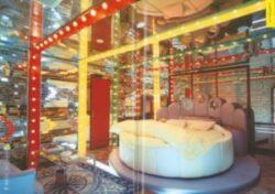 Love Hotel - Kyoichi Tsuzuki – Image 2